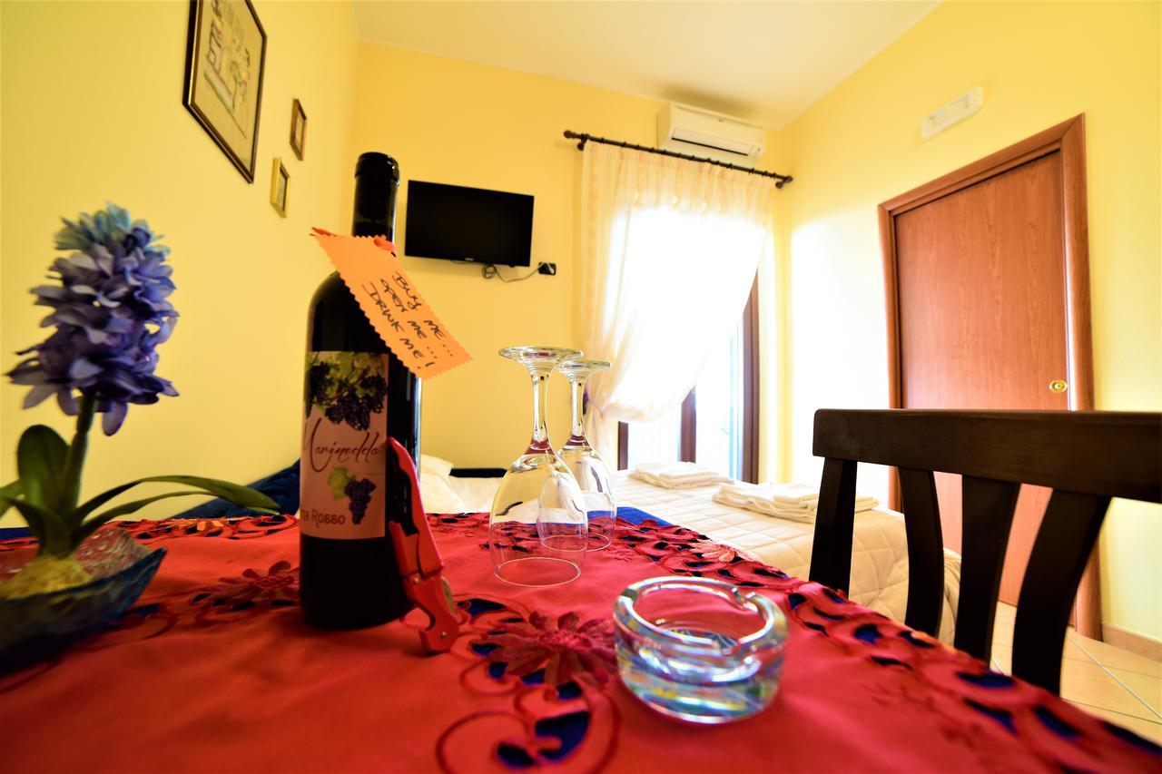 Dimora Dell'etna Bed & Breakfast 3*